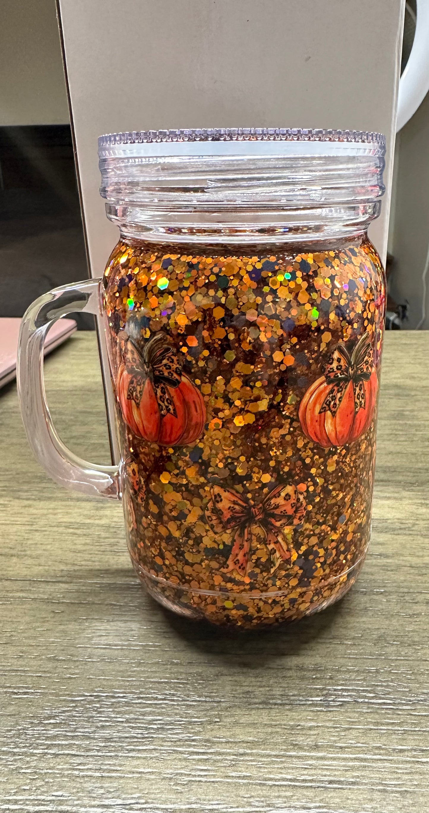 20oz Acrylic Snow Globe Jar with handle